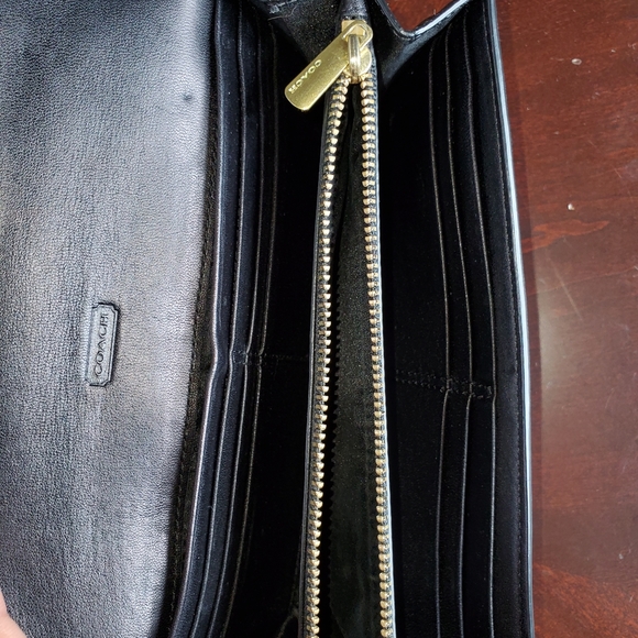 Coach Soft Leather Wallet with card slot on back - Picture 13 of 13